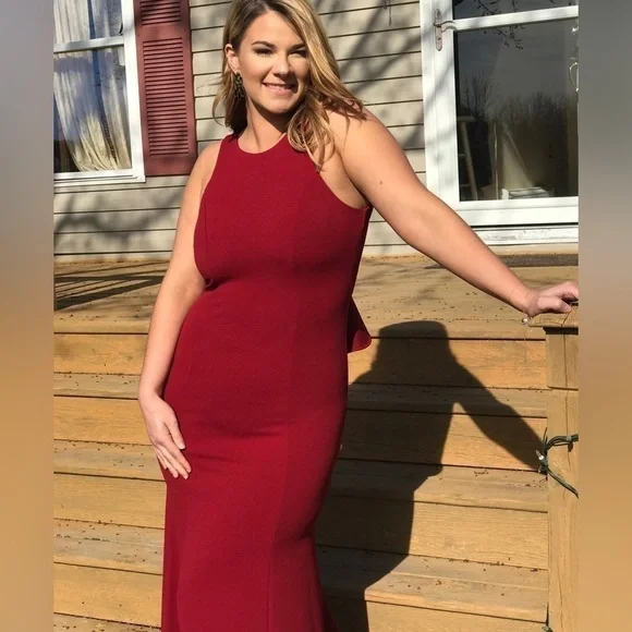 𝅺Stunning Ball Dress, Wine Red, Sequin Hearts - Picture 9 of 12